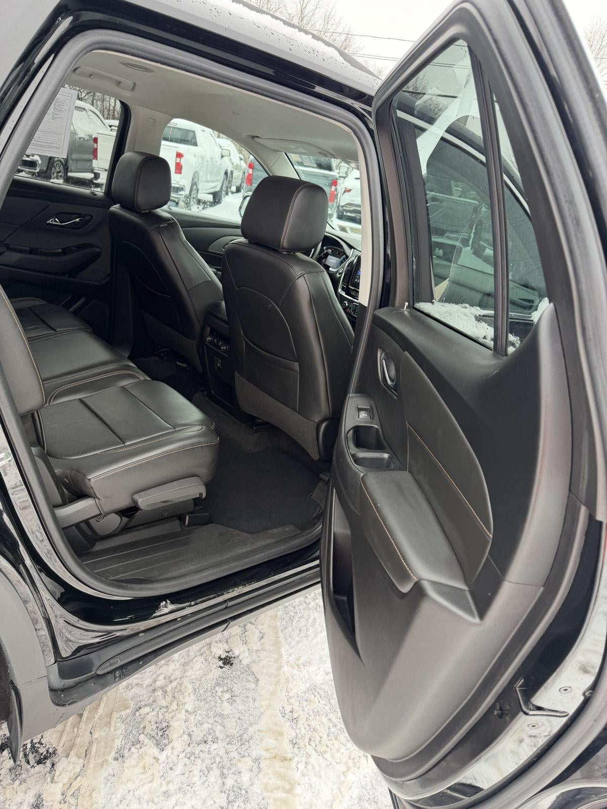 2020 Chevrolet Traverse LT Leather