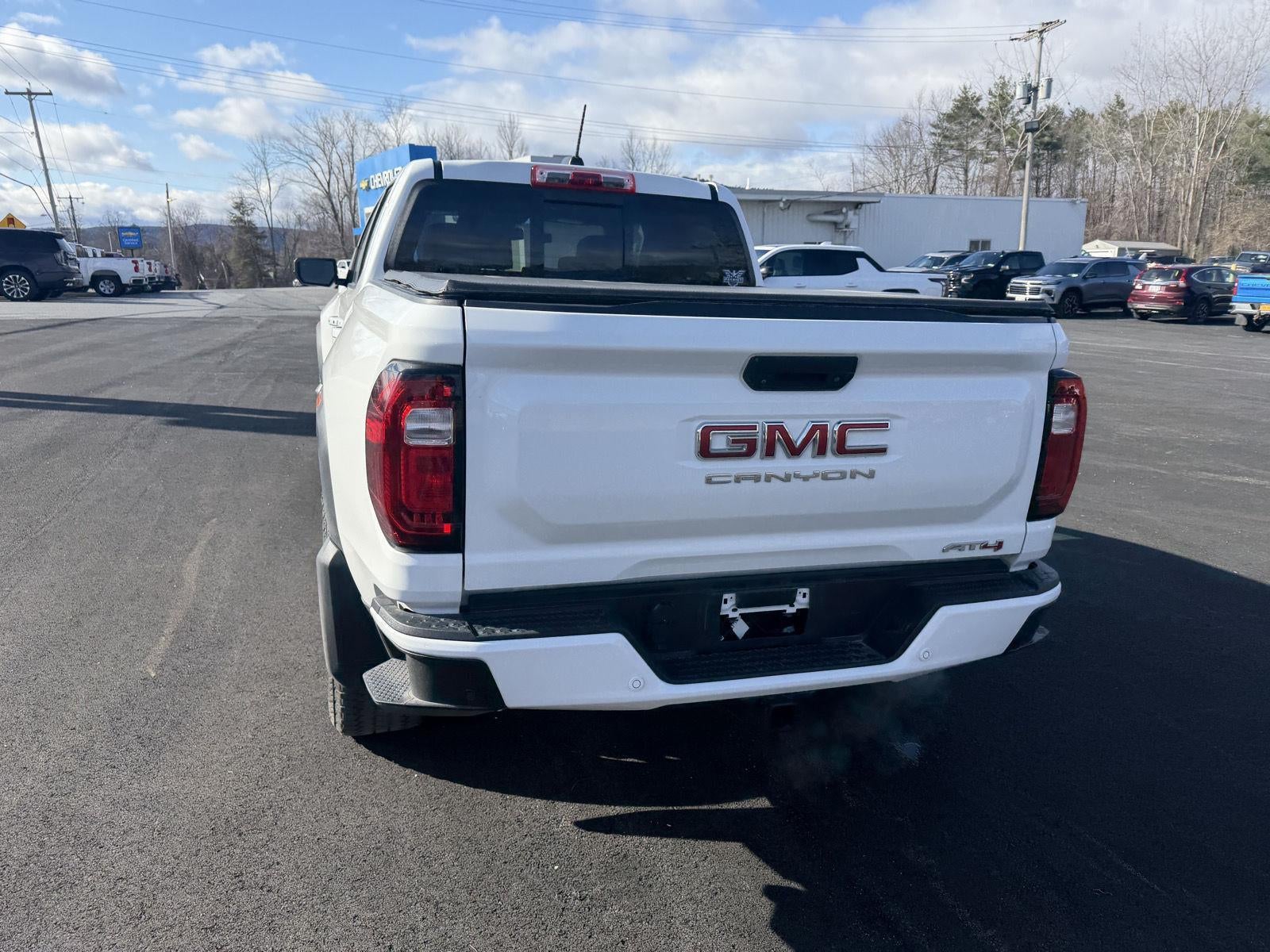 2023 GMC Canyon AT4