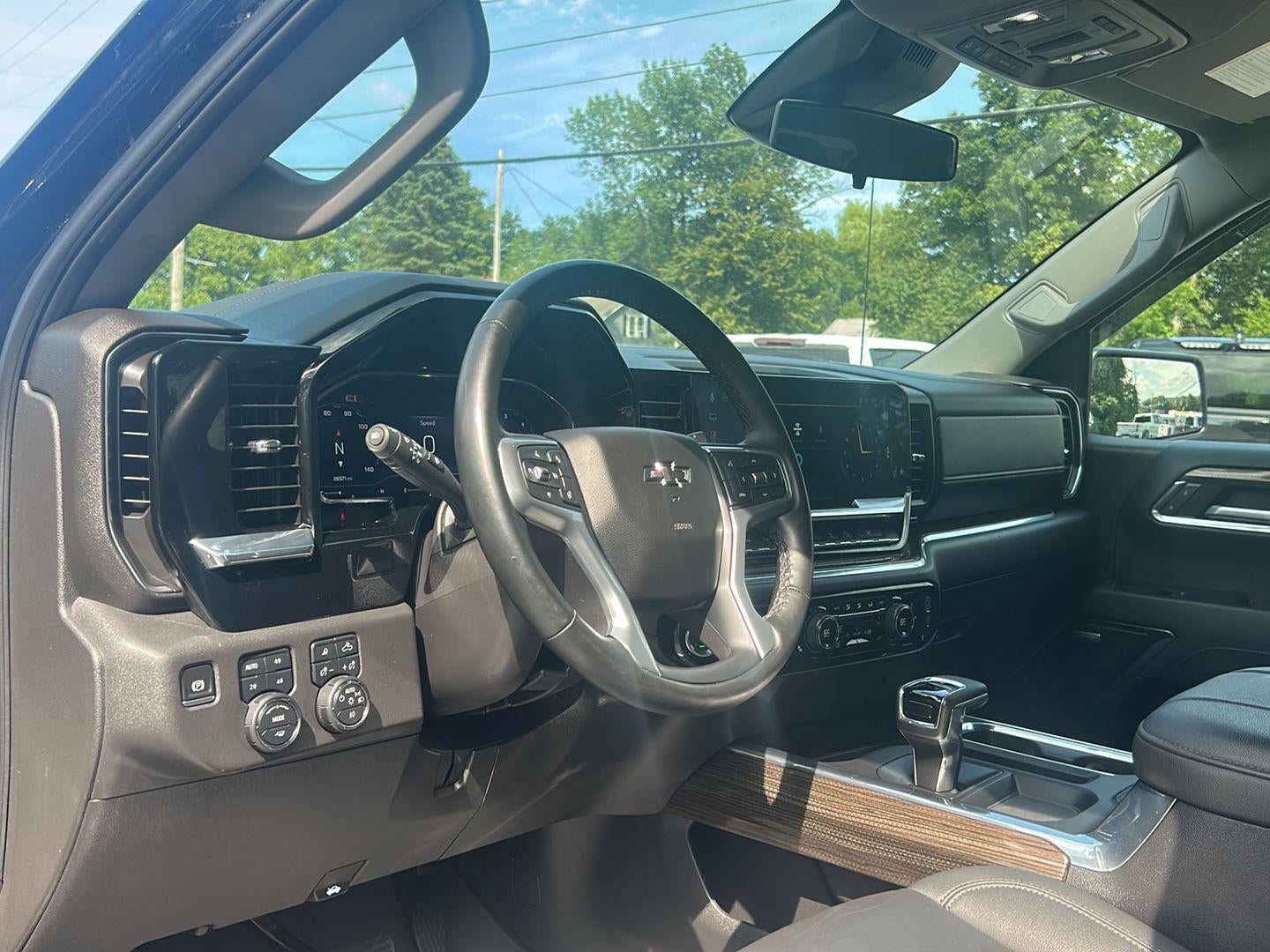 2025 Chevrolet Silverado 1500 LT Trail Boss