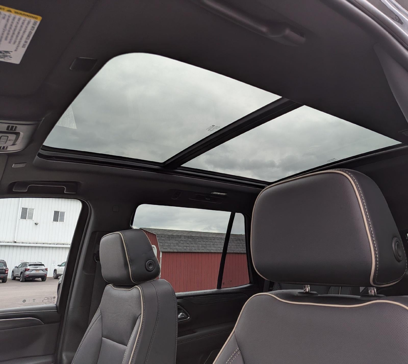 2023 GMC Yukon SLT