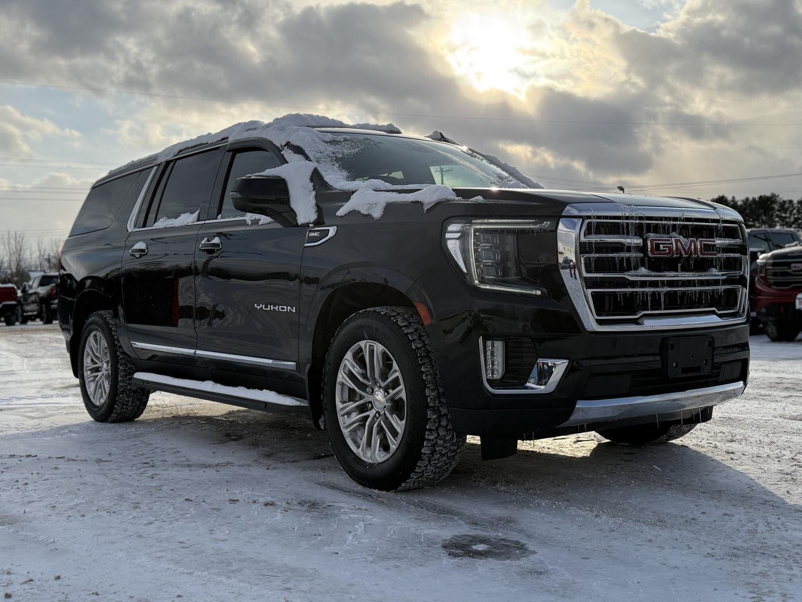 2022 GMC Yukon XL SLT