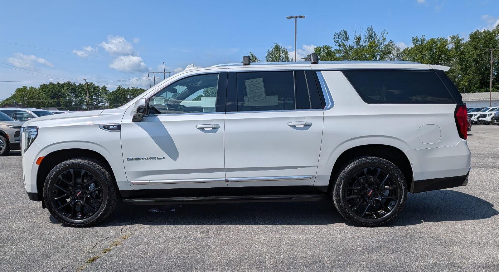 2024 GMC Yukon XL Denali