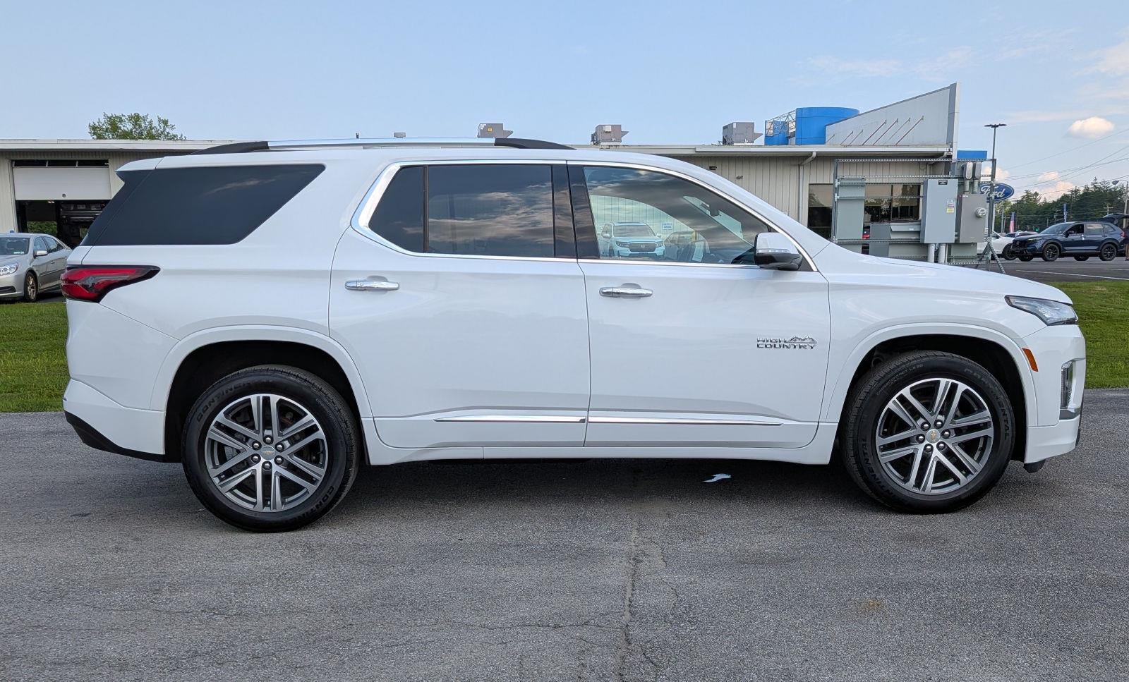 2023 Chevrolet Traverse High Country