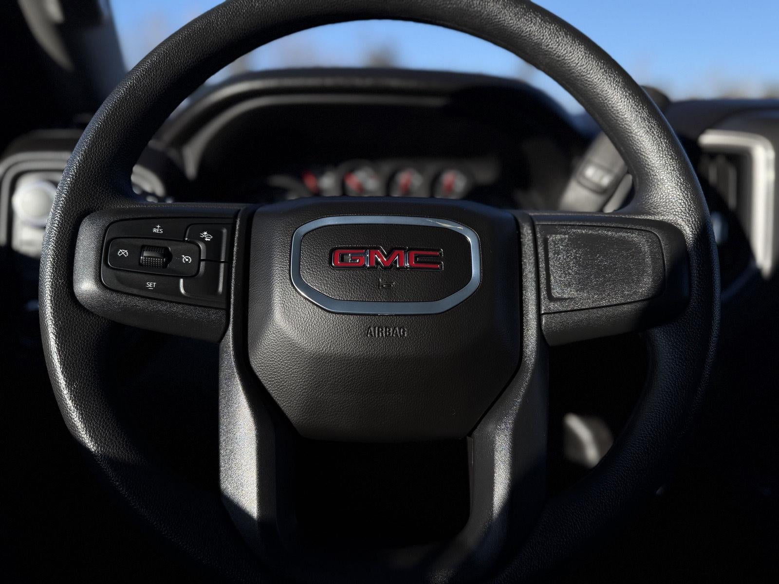 2025 GMC Sierra 1500 Pro