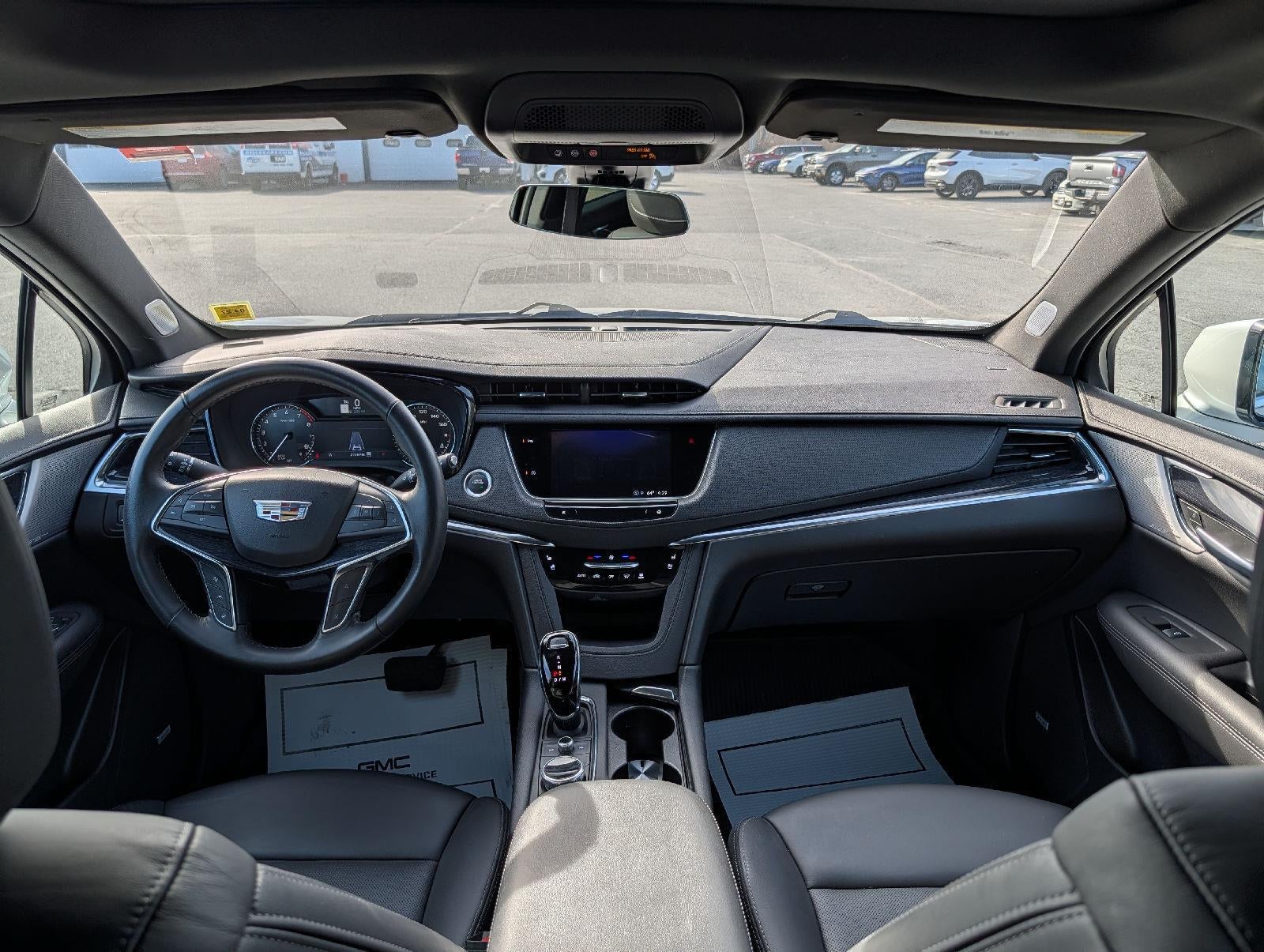 2023 Cadillac XT5 Premium Luxury