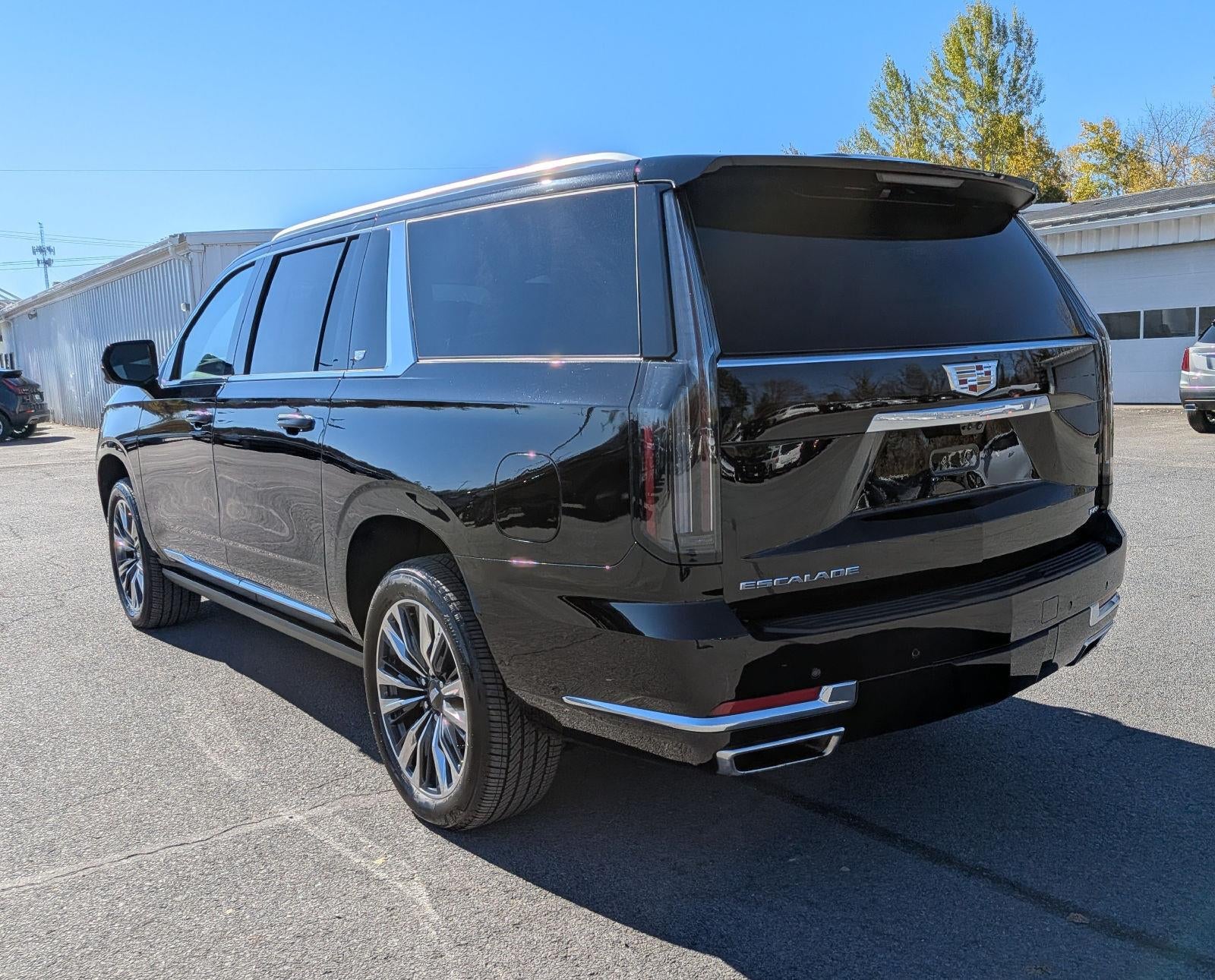 2025 Cadillac Escalade ESV Premium Luxury
