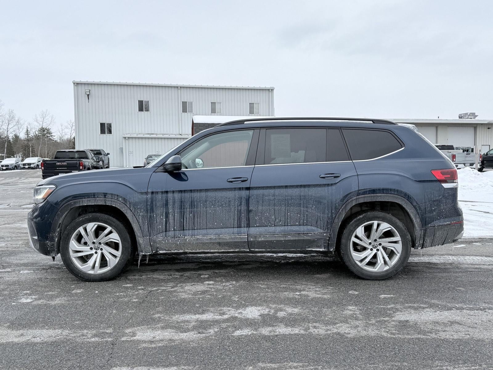 2022 Volkswagen Atlas 3.6L V6 SE w/Technology