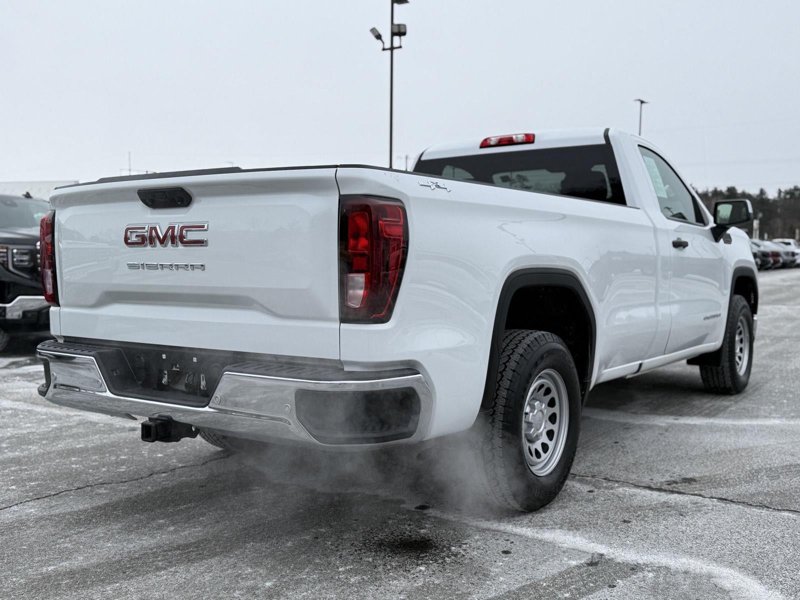 2025 GMC Sierra 1500 Pro