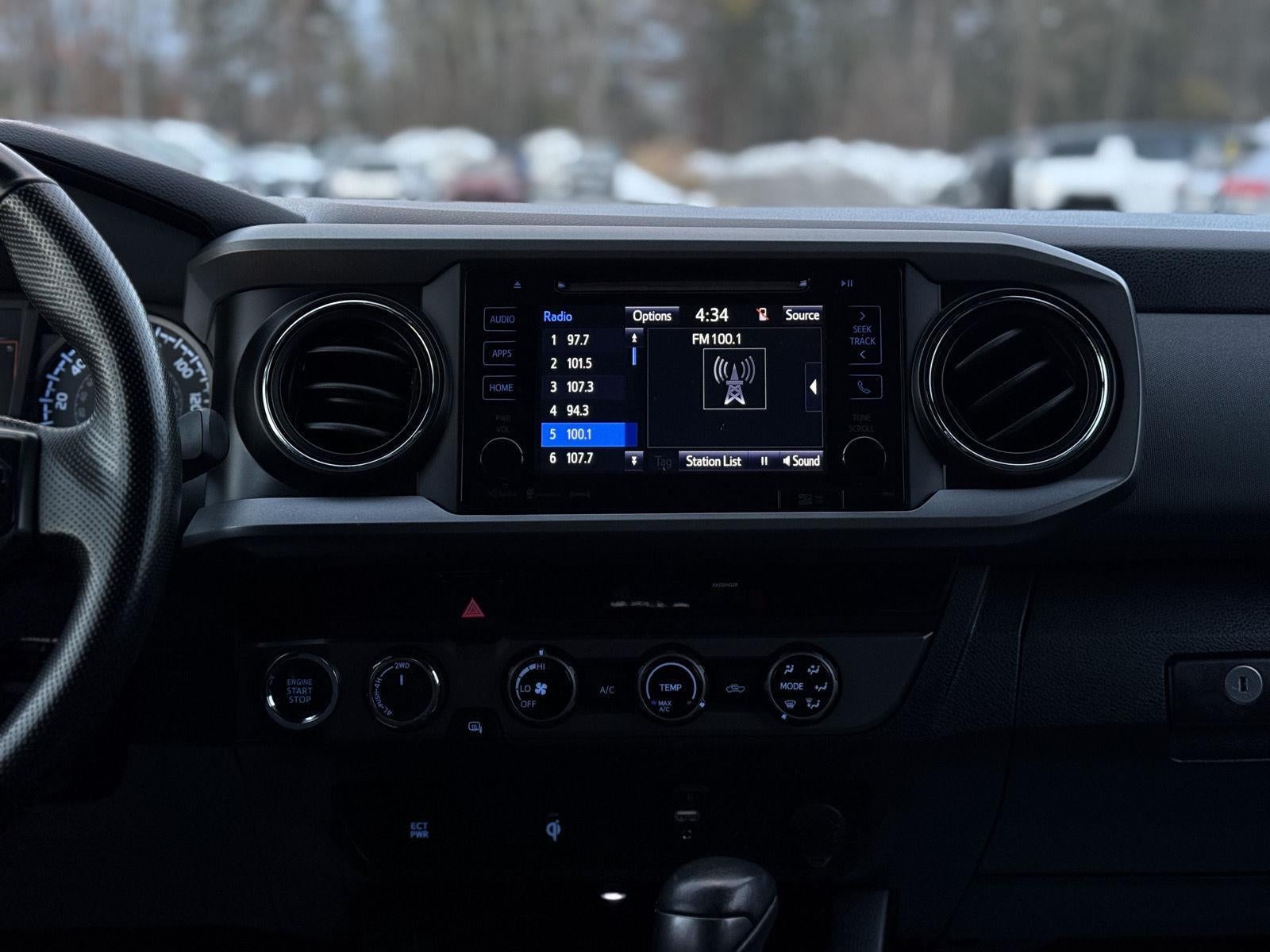 2016 Toyota Tacoma SR