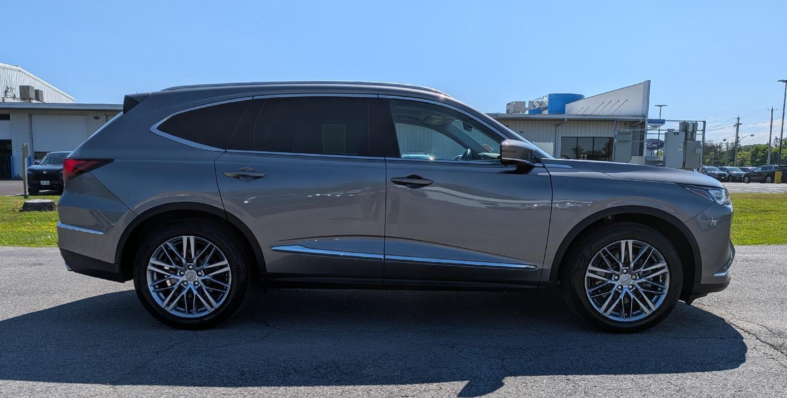 2022 Acura MDX Advance Package