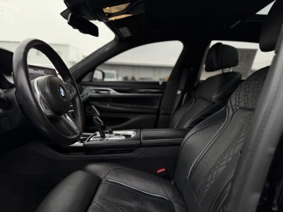 2020 BMW 7 Series M760i xDrive