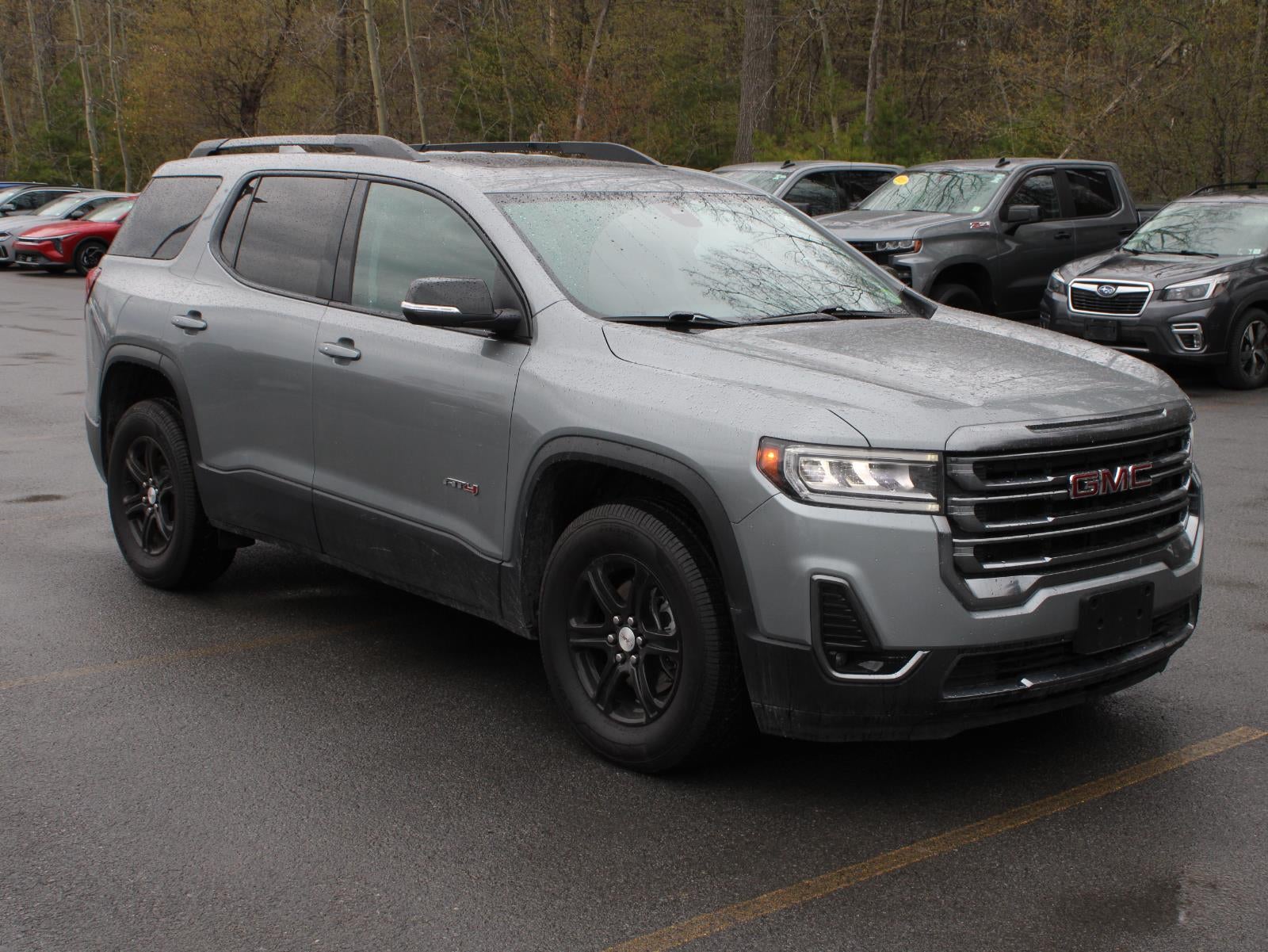 2023 GMC Acadia AT4