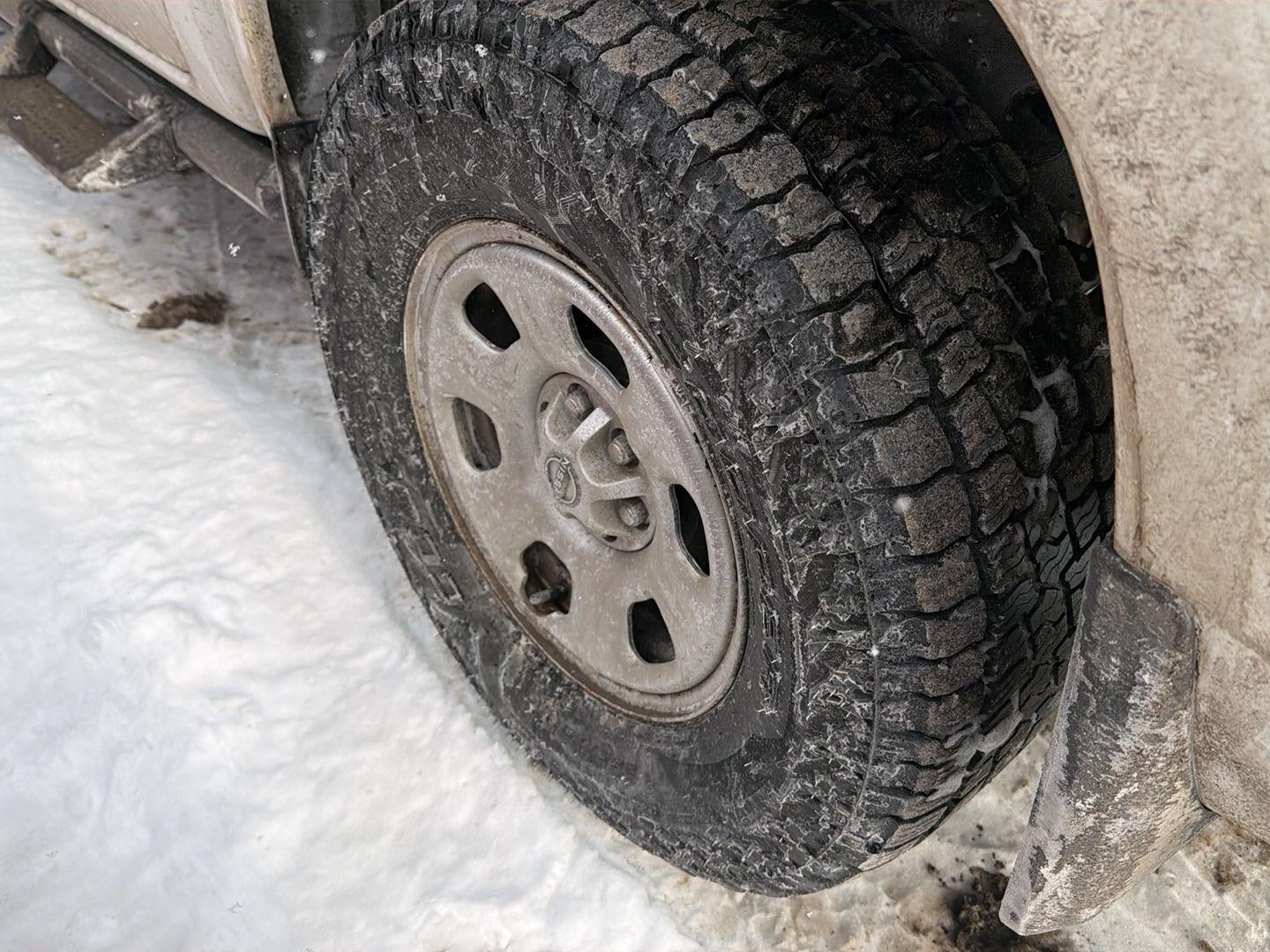 2023 Nissan Frontier S