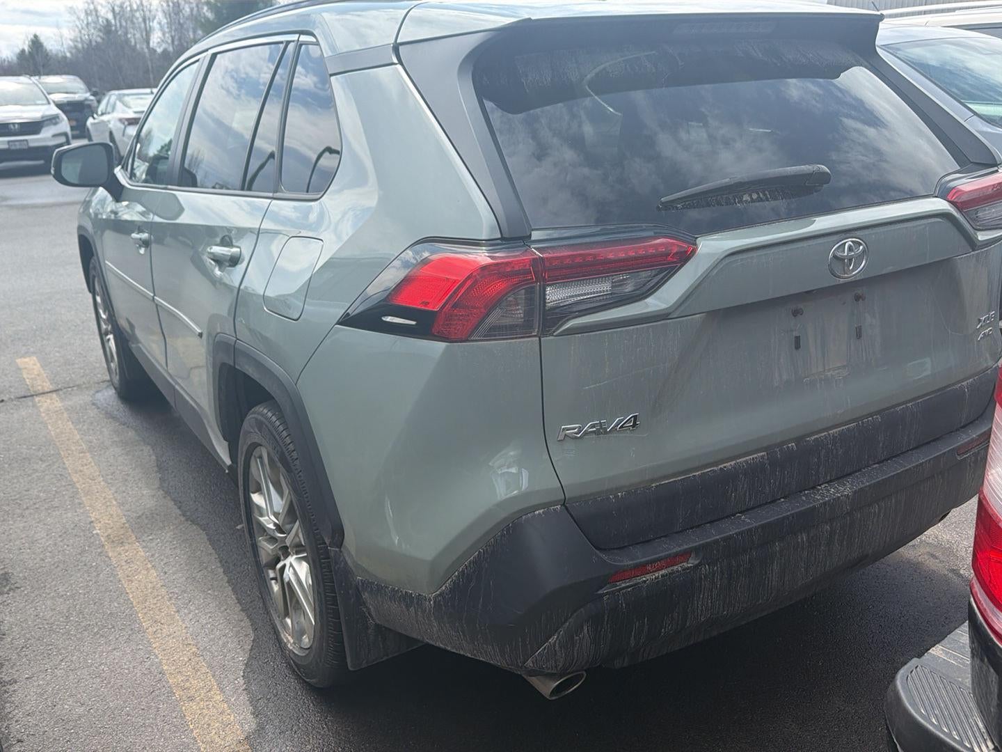2021 Toyota RAV4 XLE Premium