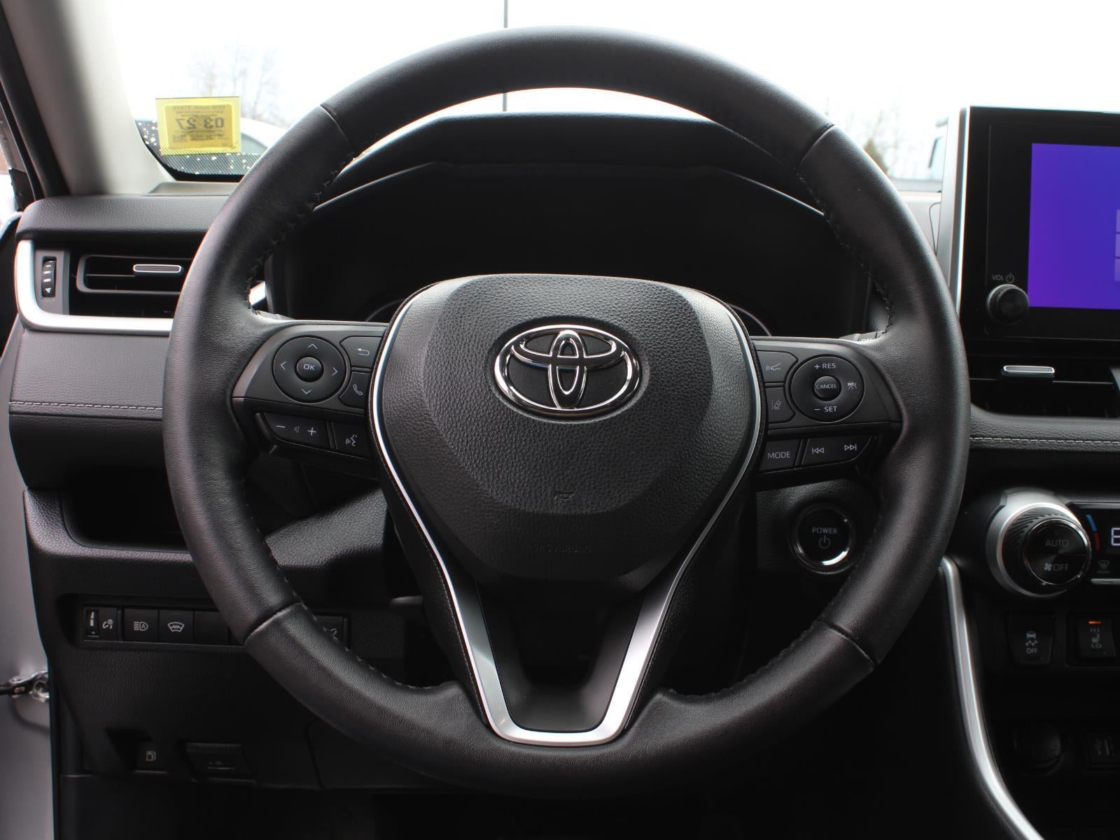 2023 Toyota RAV4 Hybrid XLE Premium