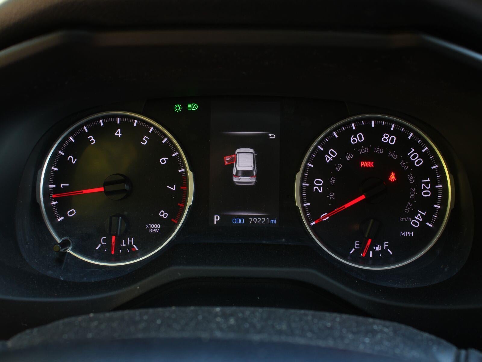 2022 Toyota RAV4 LE