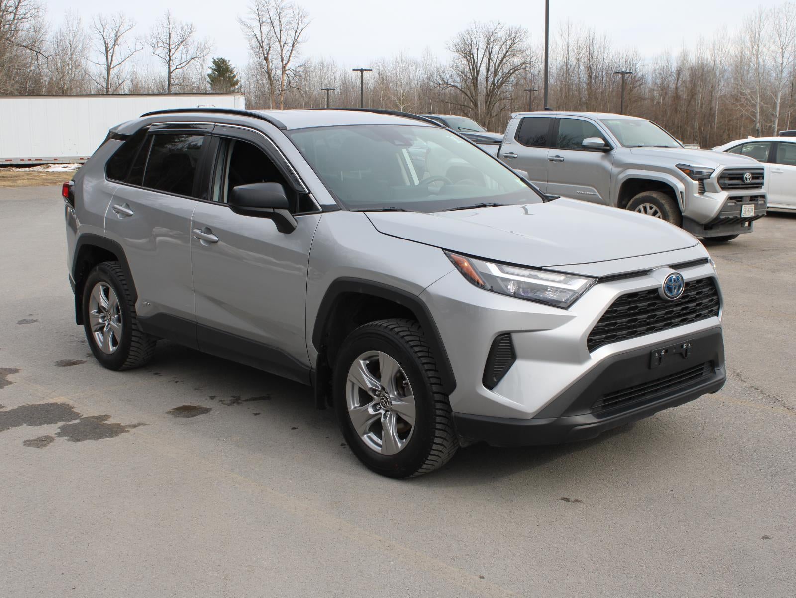 2023 Toyota RAV4 Hybrid LE