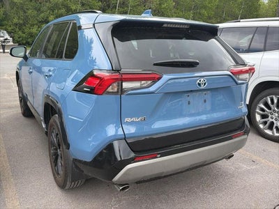 2024 Toyota RAV4 Hybrid SE