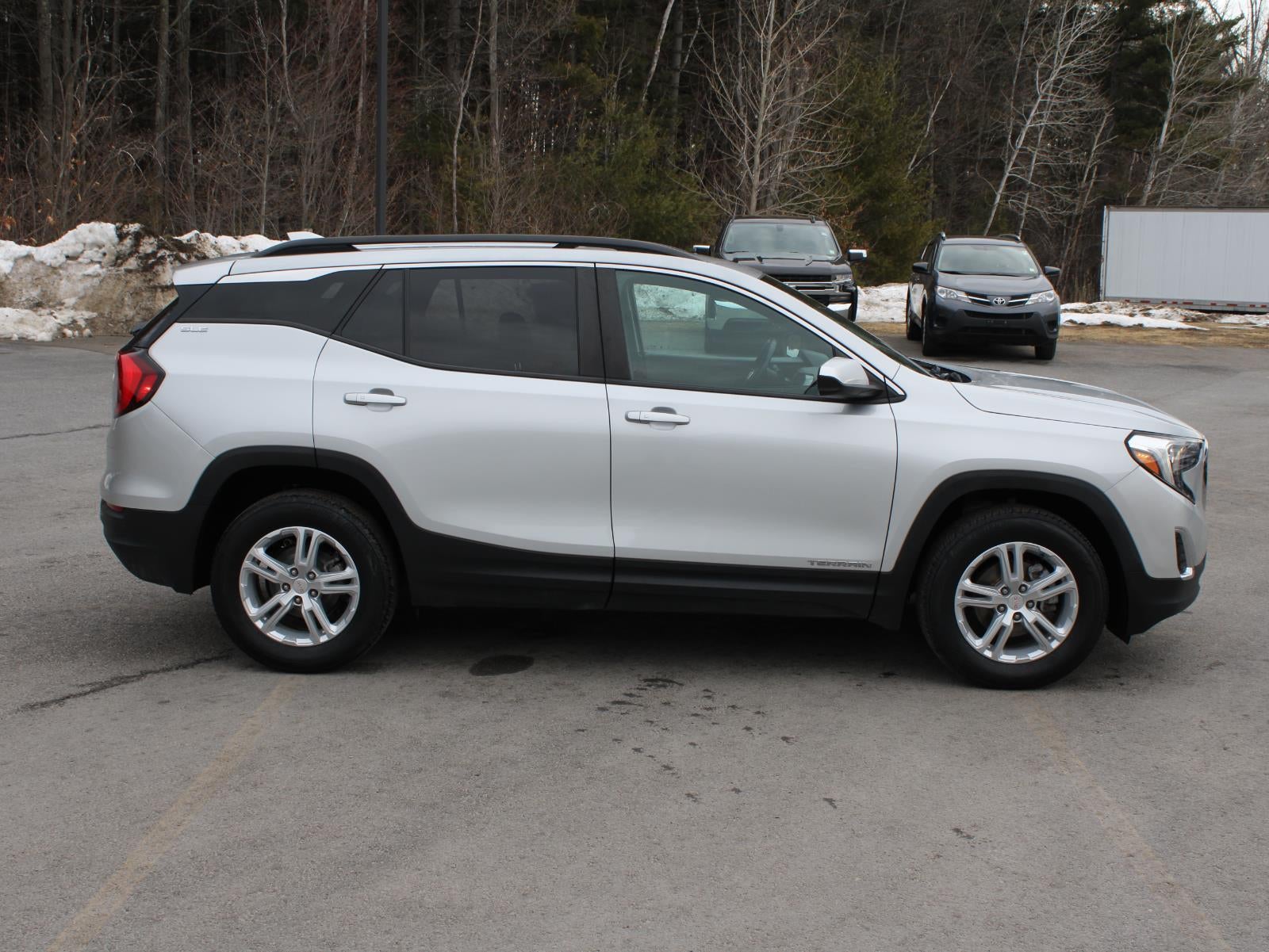 2021 GMC Terrain SLE