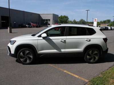 2026 Volkswagen Taos SE