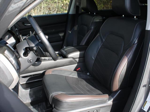 2022 Nissan Pathfinder Platinum