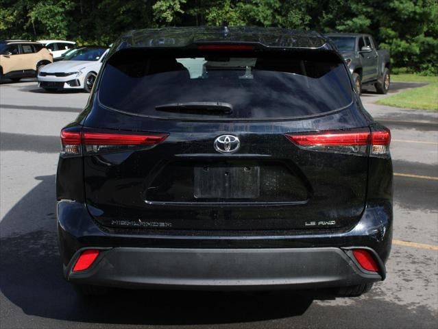 2021 Toyota Highlander LE