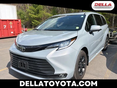 2026 Toyota Sienna Woodland Edition