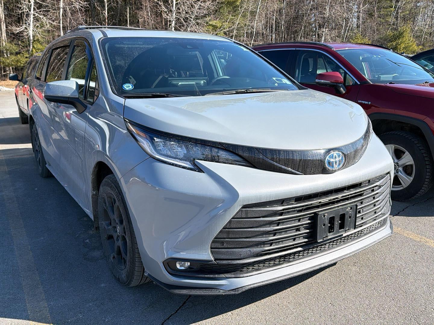 2025 Toyota Sienna Woodland Edition