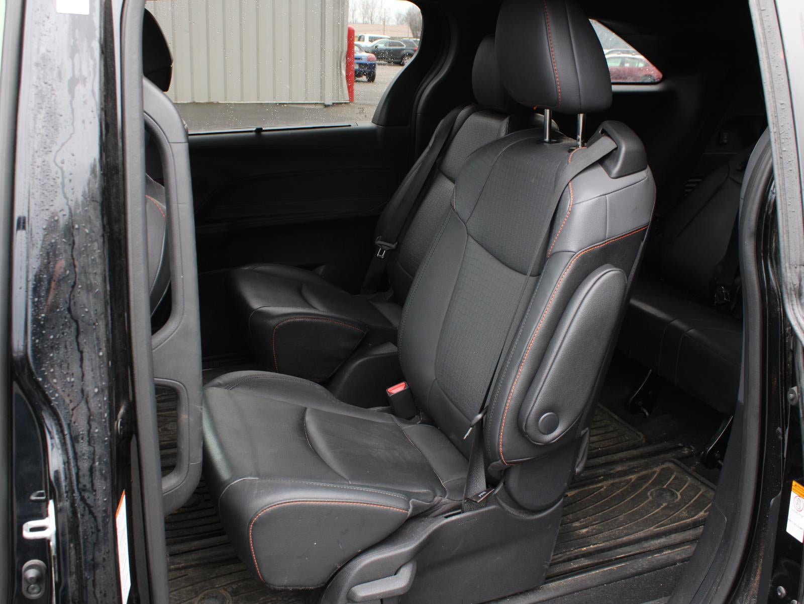 2022 Toyota Sienna XSE