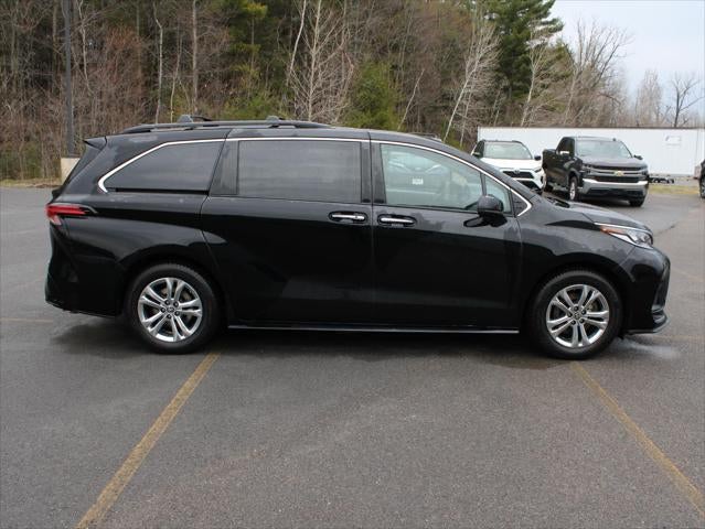 2022 Toyota Sienna XSE
