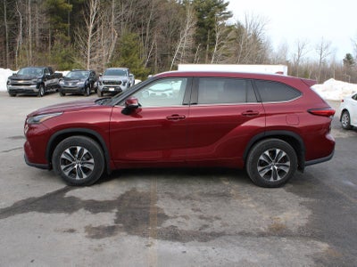 2021 Toyota Highlander XLE