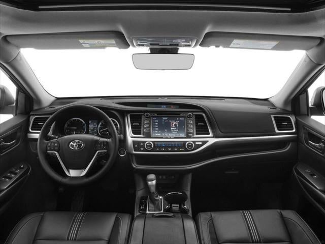 2017 Toyota Highlander SE