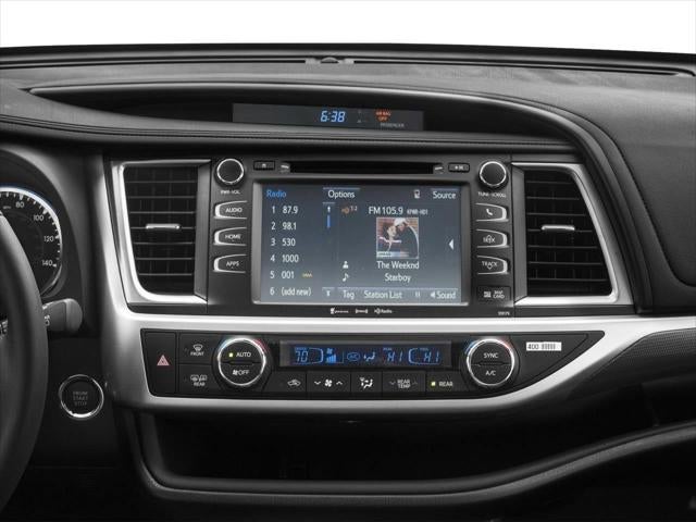 2017 Toyota Highlander SE