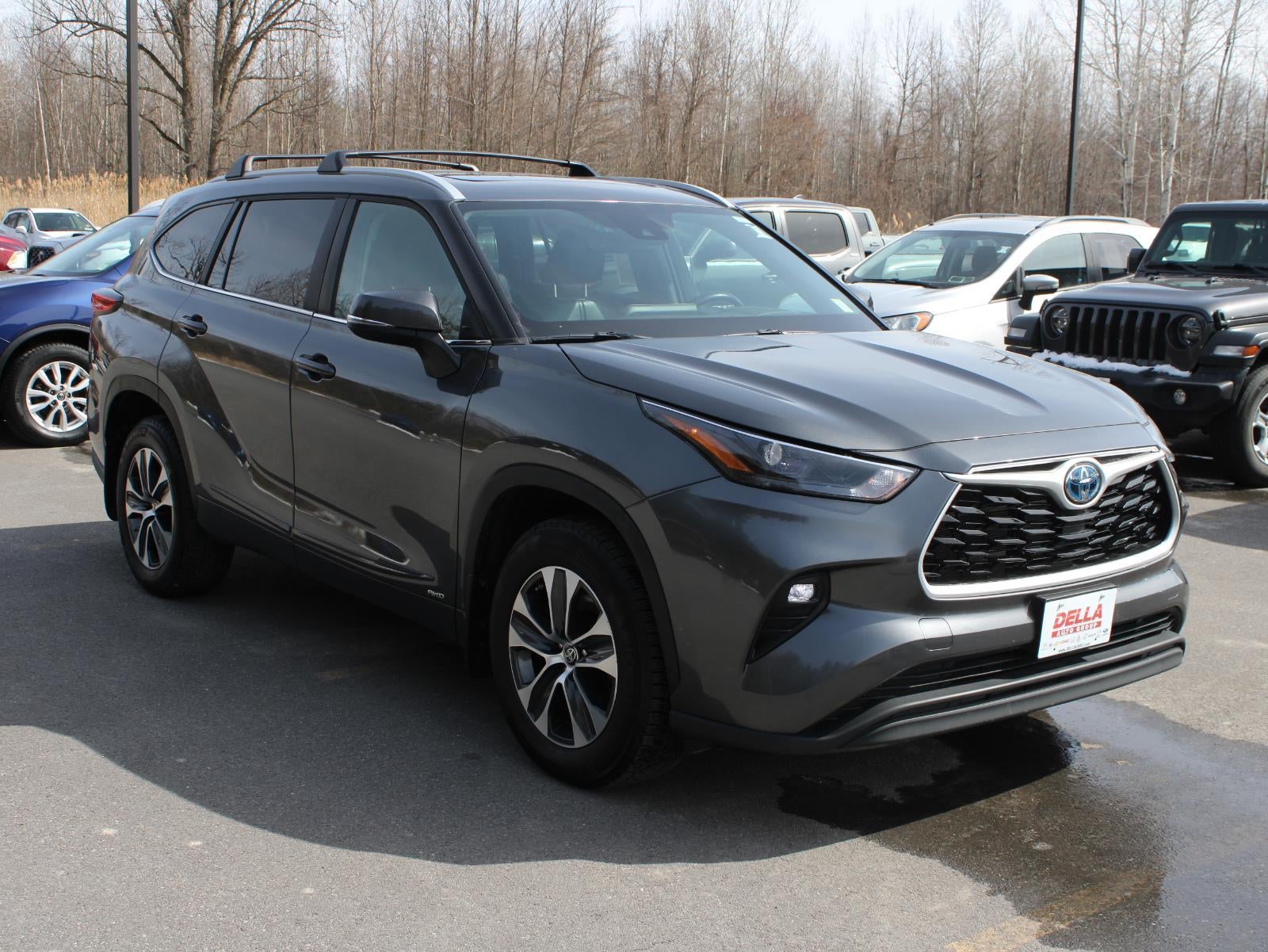 2023 Toyota Highlander Hybrid XLE