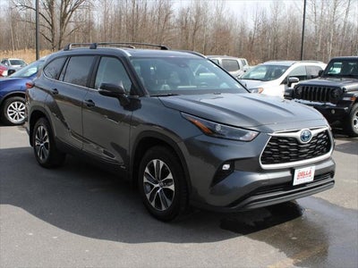 2023 Toyota Highlander Hybrid XLE