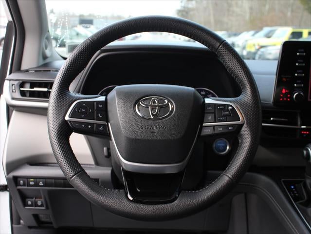 2023 Toyota Sienna Limited