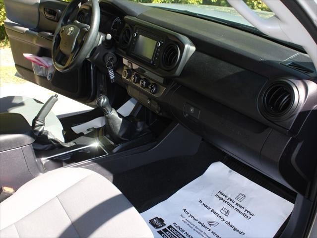 2017 Toyota Tacoma SR