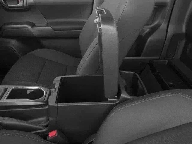 2017 Toyota Tacoma SR