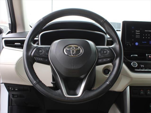 2023 Toyota Corolla Cross XLE