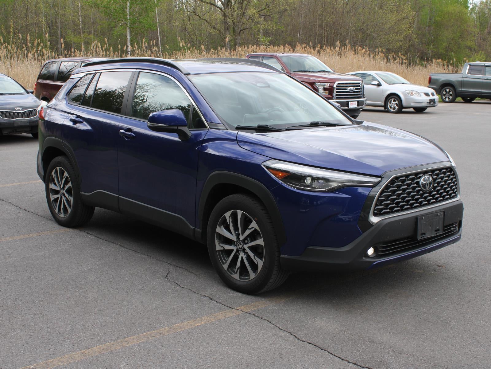 2023 Toyota Corolla Cross XLE