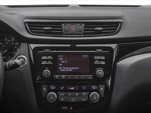2017 Nissan Rogue Sport SV