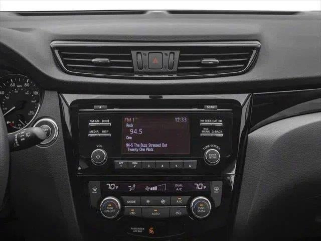 2017 Nissan Rogue Sport SV