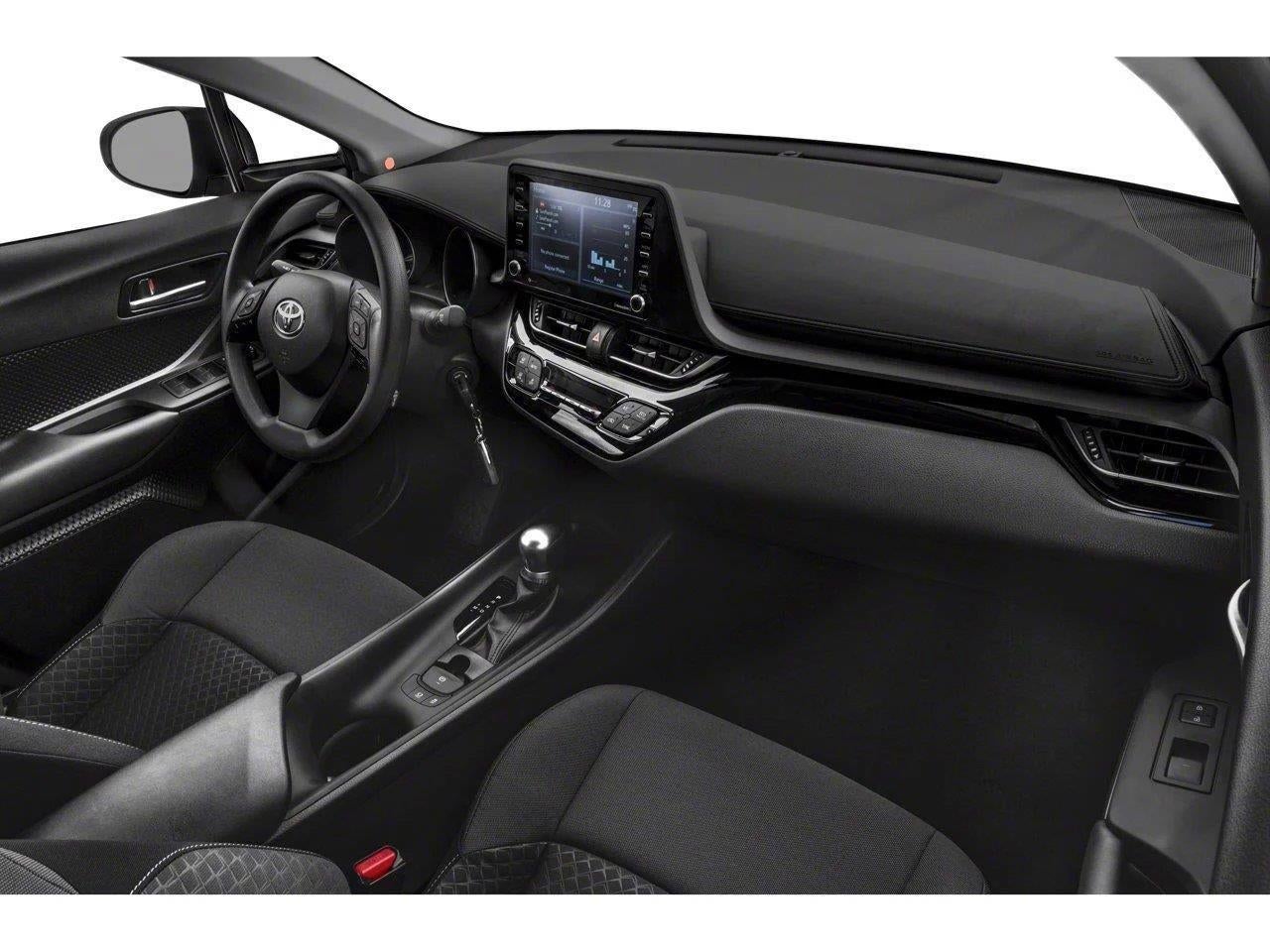 2022 Toyota C-HR XLE