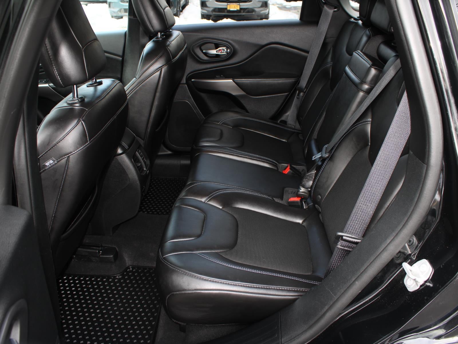 2019 Jeep Cherokee Latitude Plus Four Wheel Drive 9-SPEED 948TE AUTOMATIC