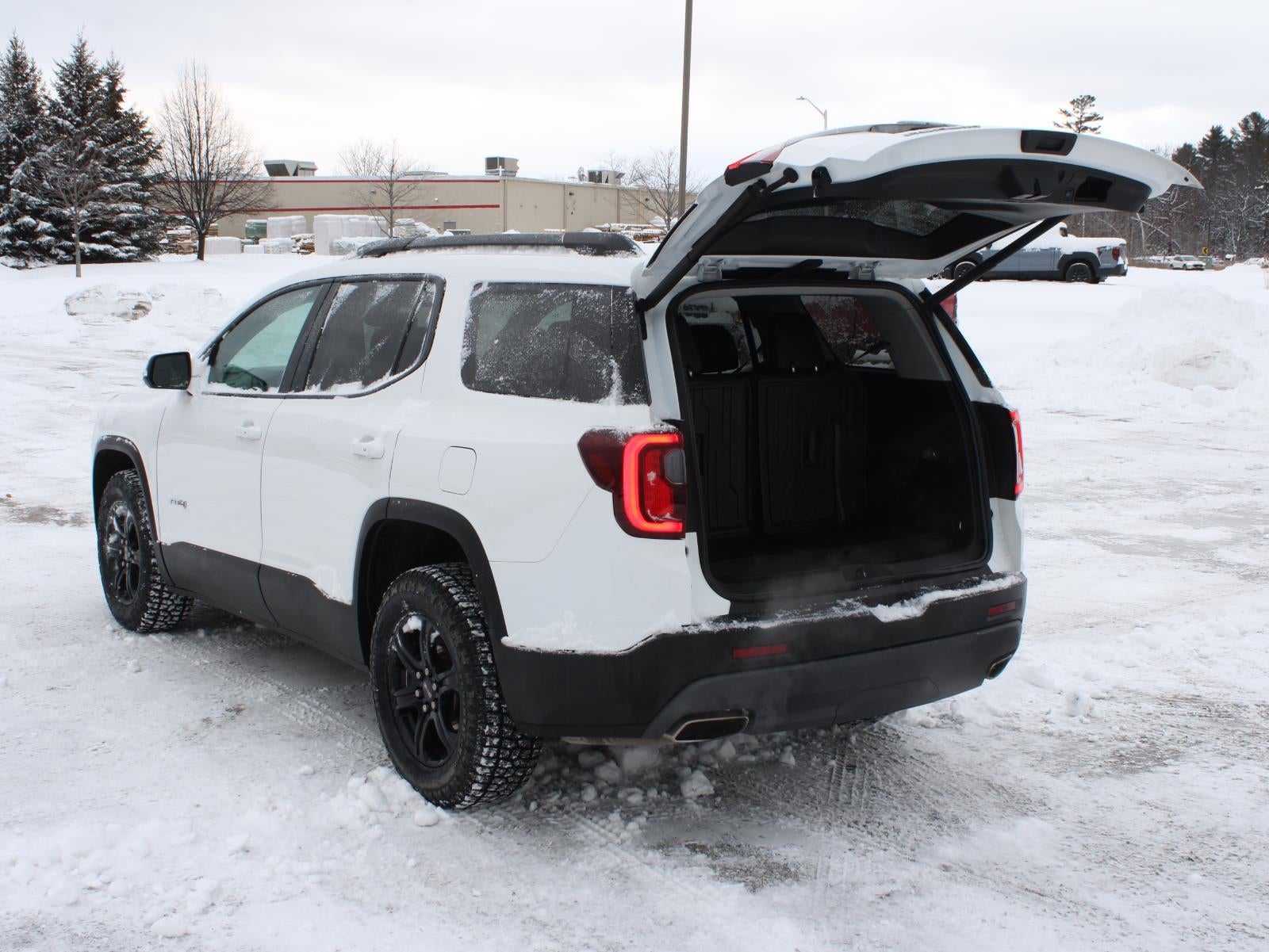 2022 GMC Acadia AT4 All Wheel Drive 9-SPEED AUTOMATIC, ELECTRONICALLY-CONTROLLED