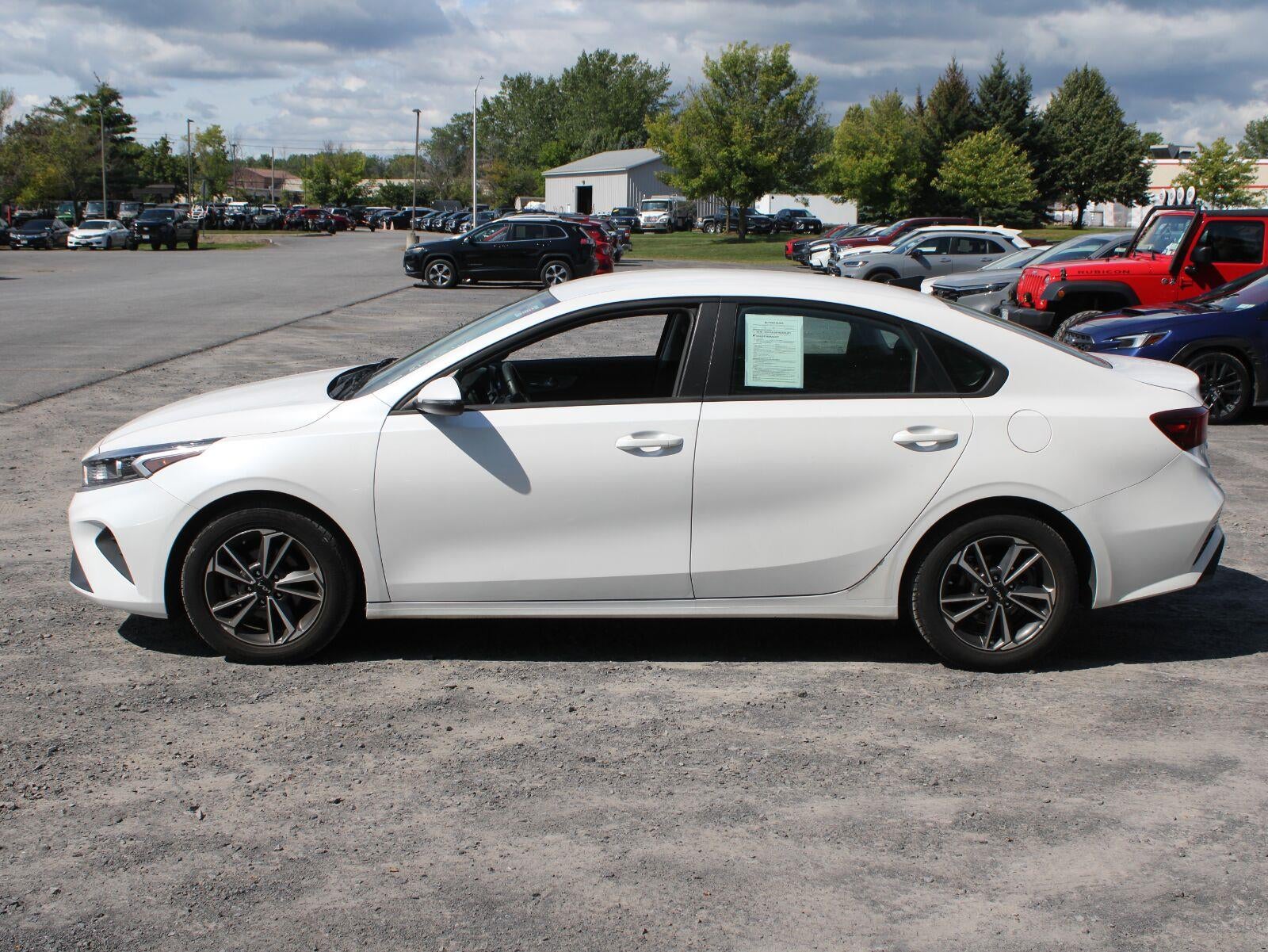 2023 Kia Forte LX