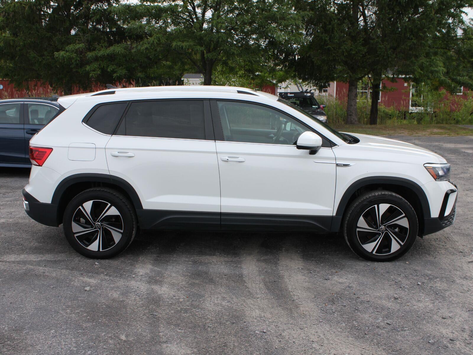 2024 Volkswagen Taos SE