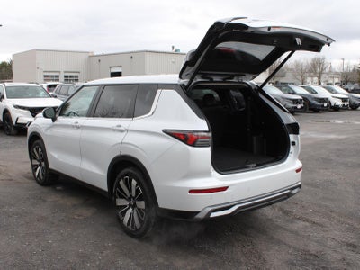 2025 Mitsubishi Outlander SE All Wheel Drive CVT