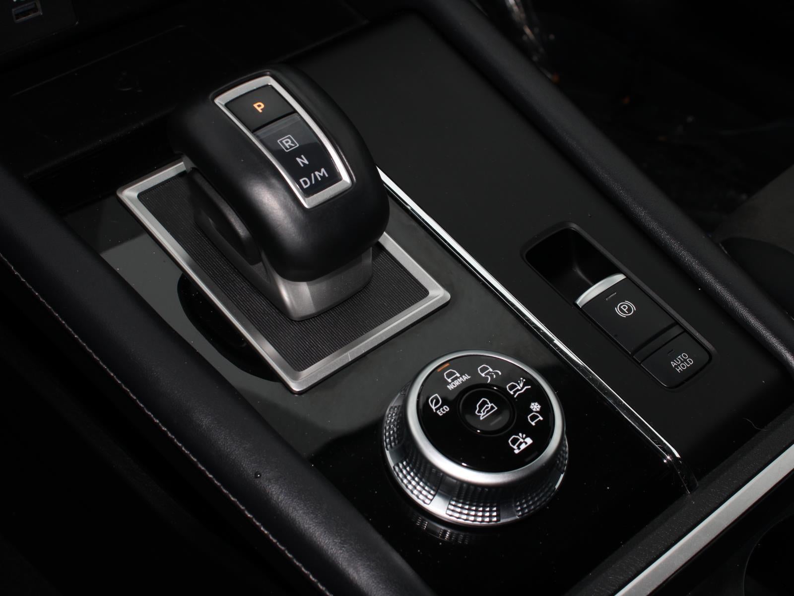 2024 Mitsubishi Outlander SE Black Edition Four Wheel Drive CVT