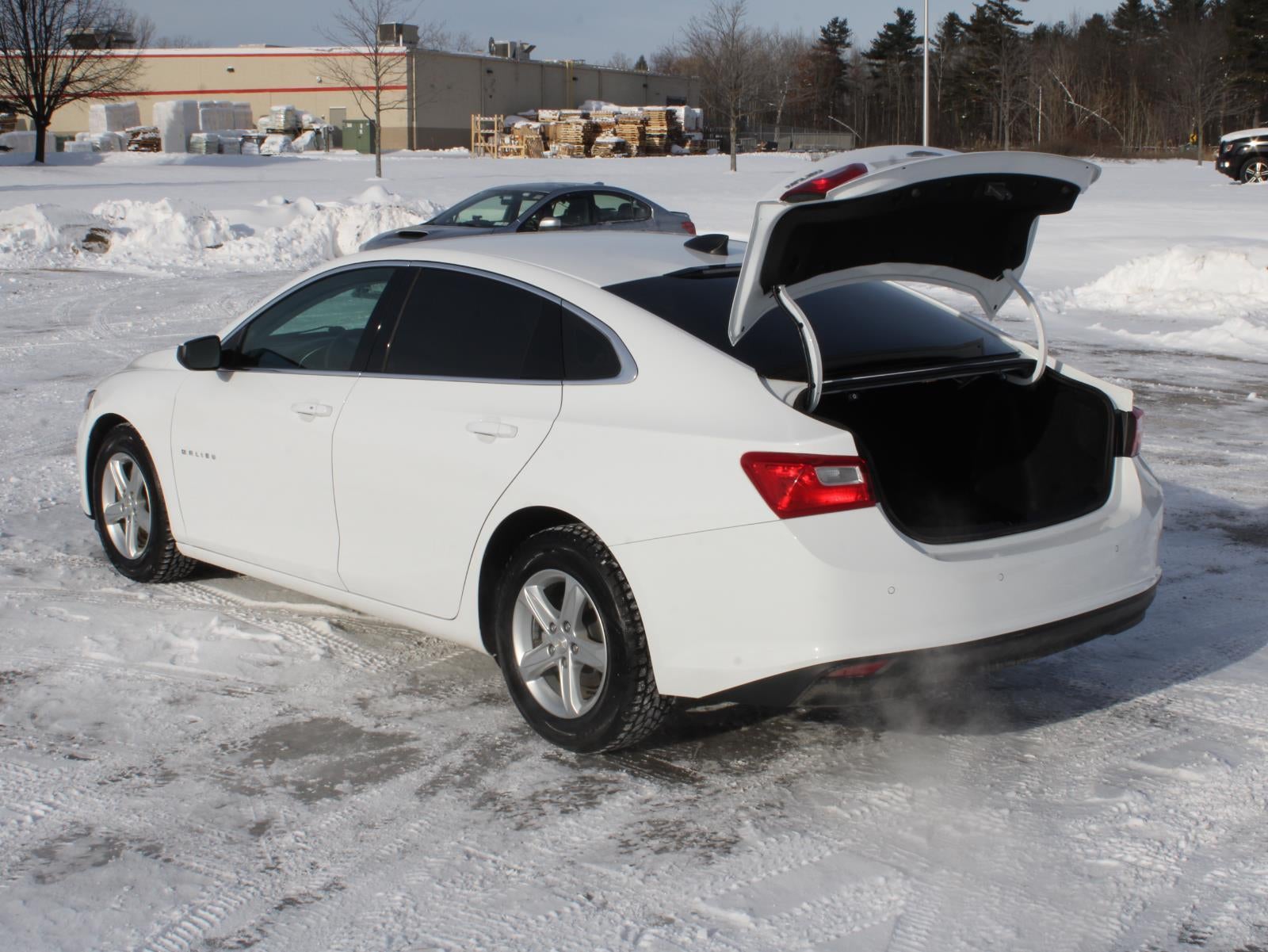 2025 Chevrolet Malibu LS